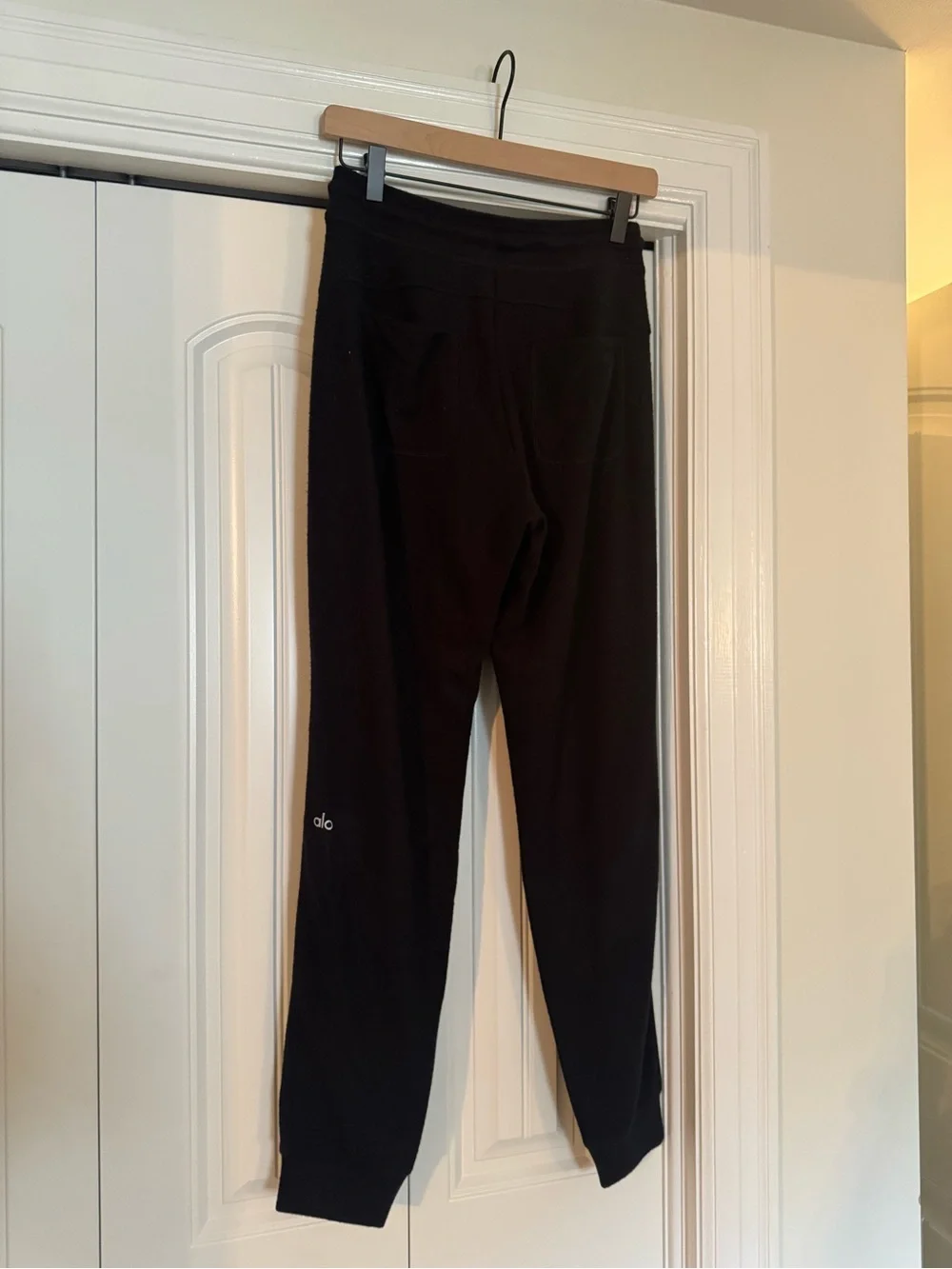 Alo SoHo Black Performance Joggers
